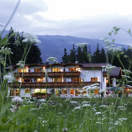 Familienhotel Moos-Alm-2